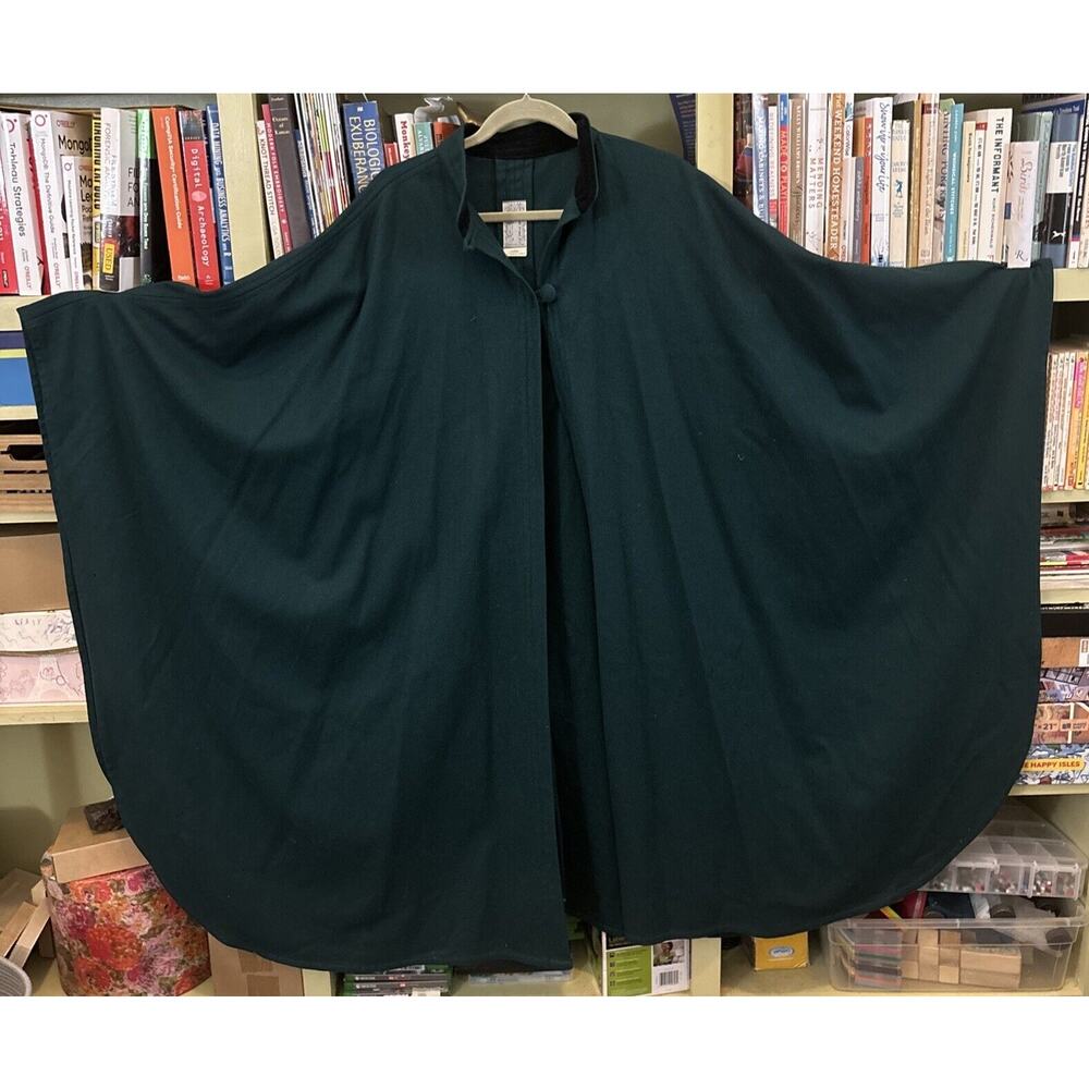 Texas Body Hangings Oversized Green Cloak Cape Poncho Wool Size Large Blanket
